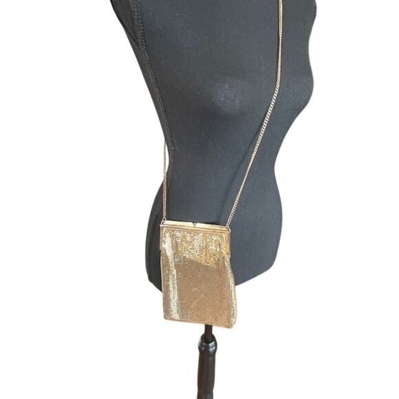 Vintage 1980s Whiting & Davis Gold Mesh Evening Bag  Made in USA85 - Picture 2 of 6